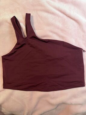 Fabletics One shoulder sports bra in Deep Burgundy - 2x